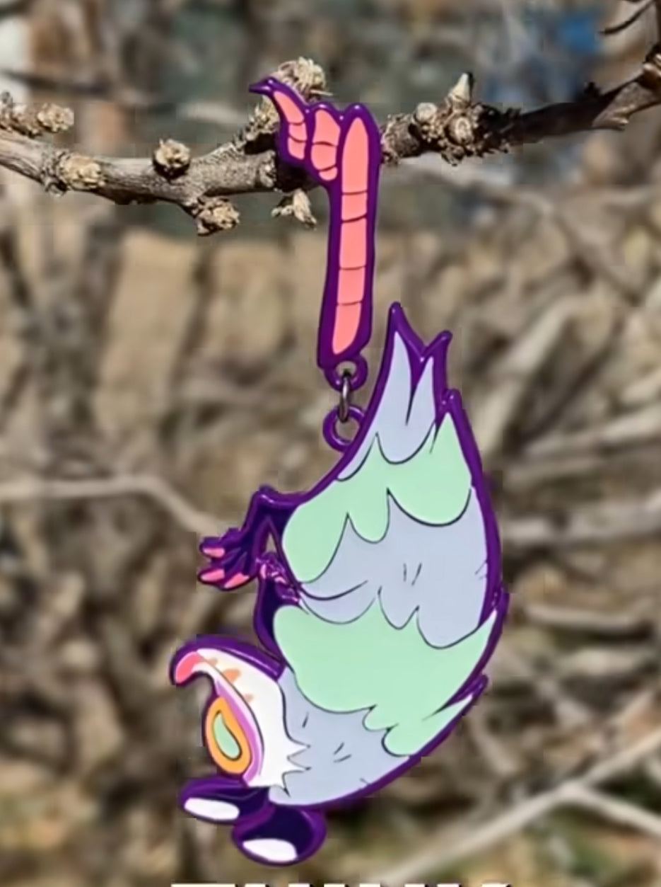 Pin - Dangling Trashbag